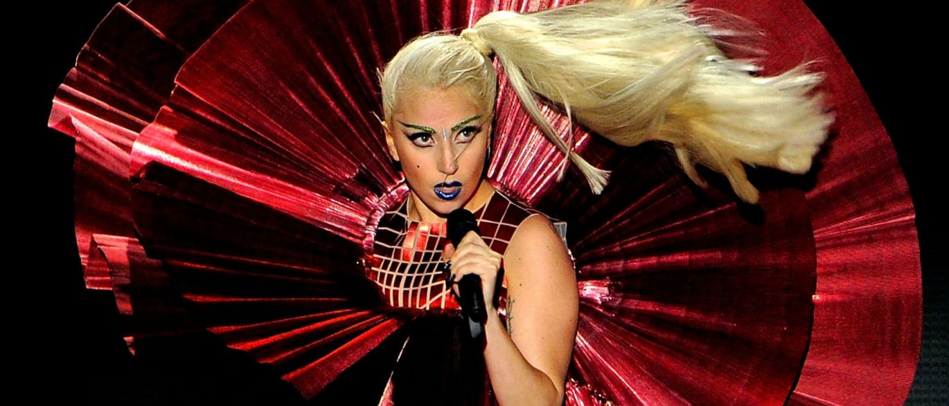 Lady Gaga anuncia show no Rock in Rio; venda começa em abril