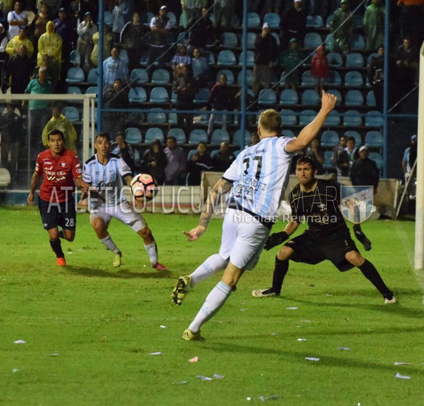 Tucumán bate Jorge Wilstermann, vence a primeira, e Palmeiras segue líder do grupo