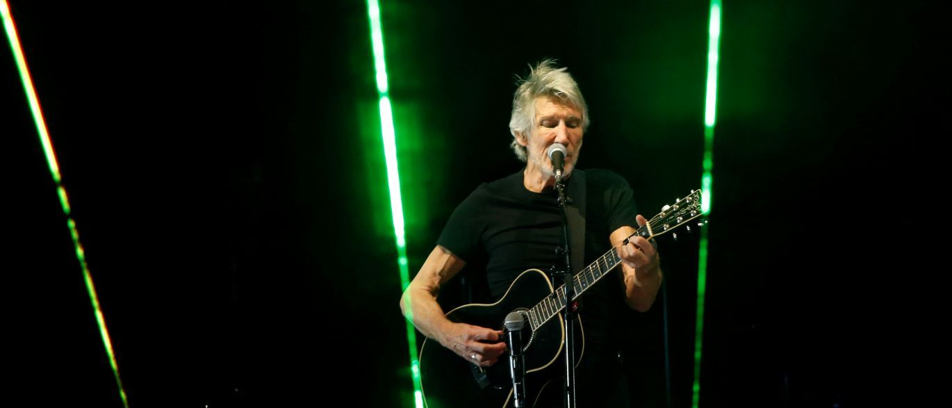 Roger Waters lança novo single: ouça ‘Smell the Roses’