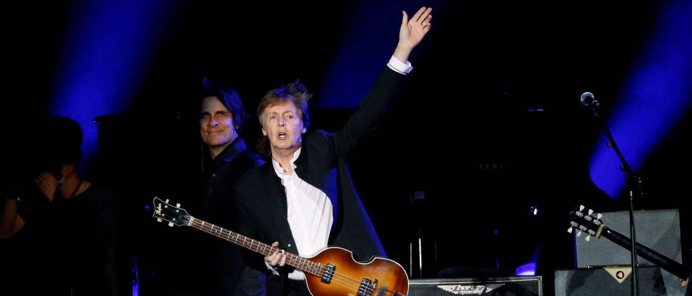 Paul McCartney faz participação em novo disco do Foo Fighters