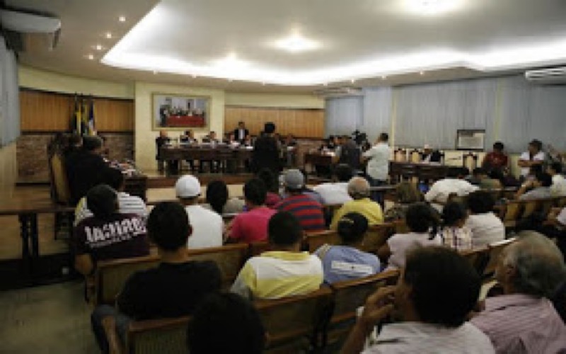 Troca-troca. Dança das cadeiras na Câmara de Juazeiro