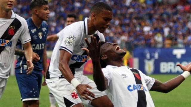 Vasco vence o Cruzeiro e seca o Botafogo para ficar no G-7