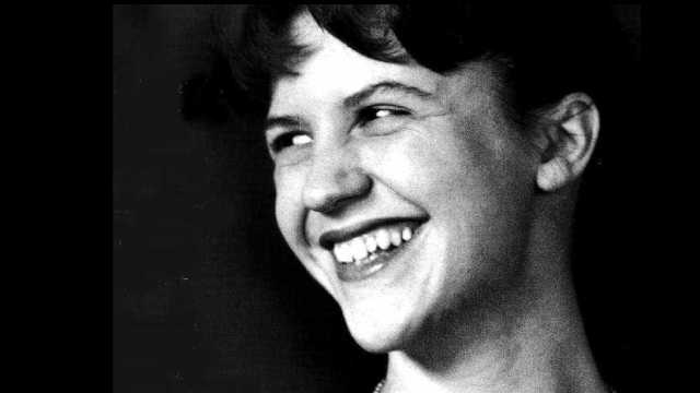 Nova edição de diários de Sylvia Plath revela partes ‘censuradas’