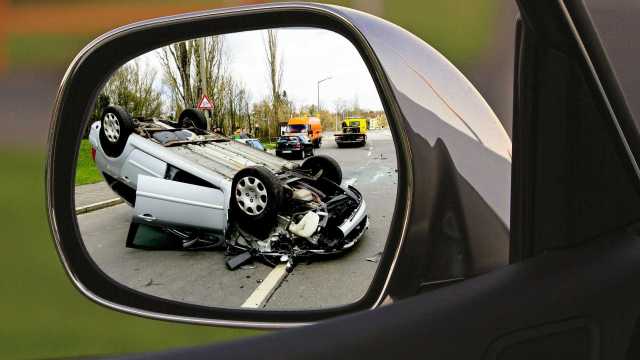 Dois turistas argentinos morrem em acidente de carro no Rio