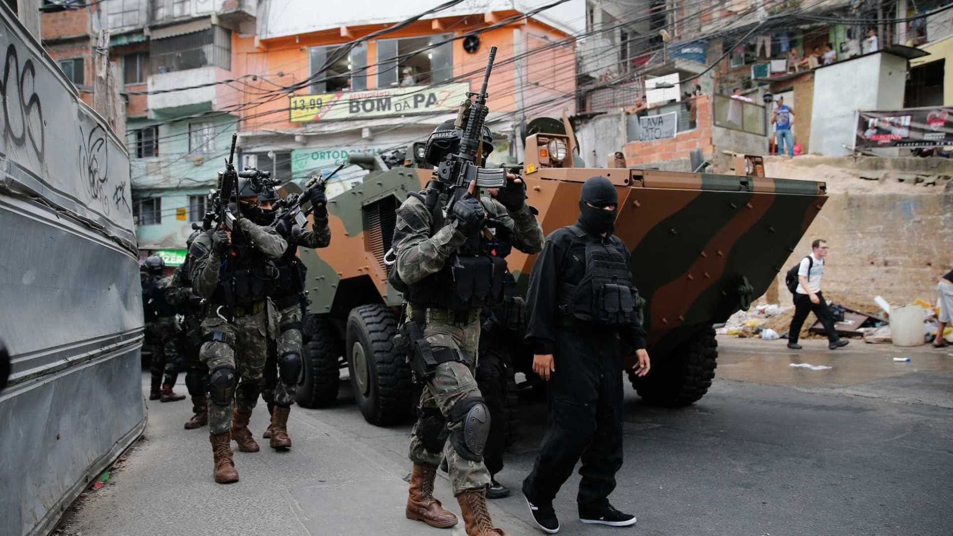 Jovens militares do Rio temem ir a ‘guerra em casa’