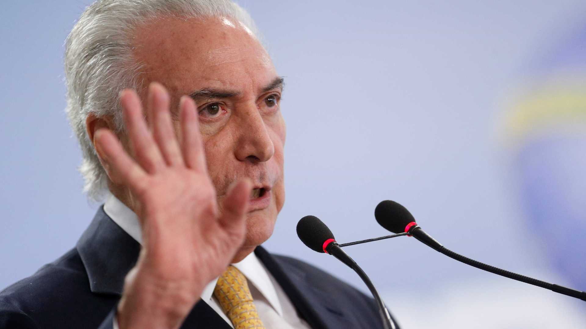 Temer evita reforma Previdência em discurso em rede nacional