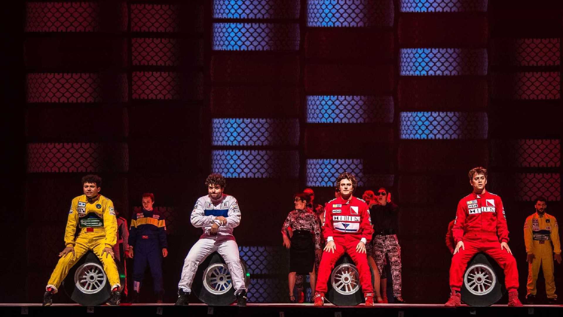 Narrativa onírica e circo guiam musical sobre Ayrton Senna