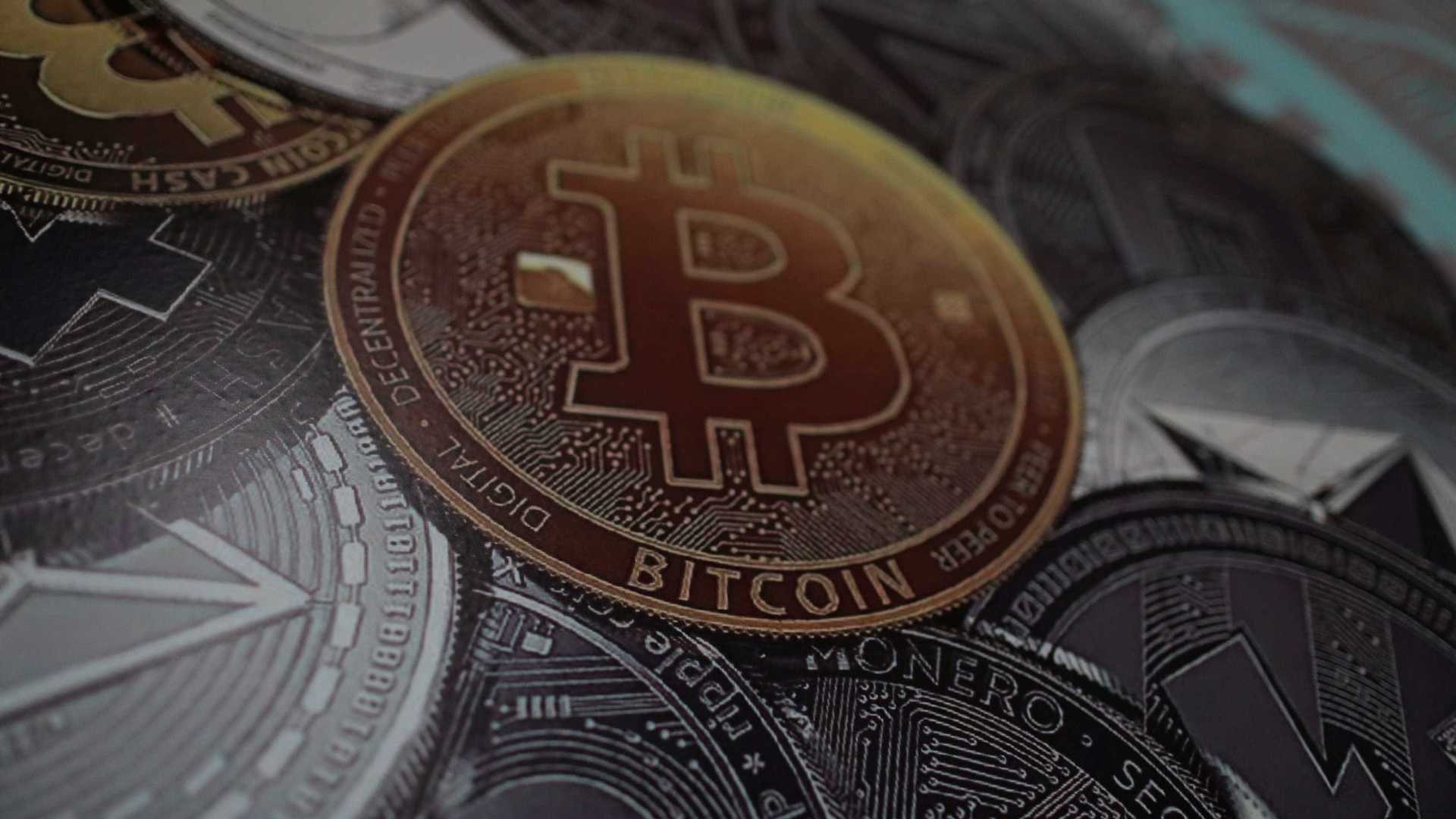 Analistas preveem queda drástica do bitcoin