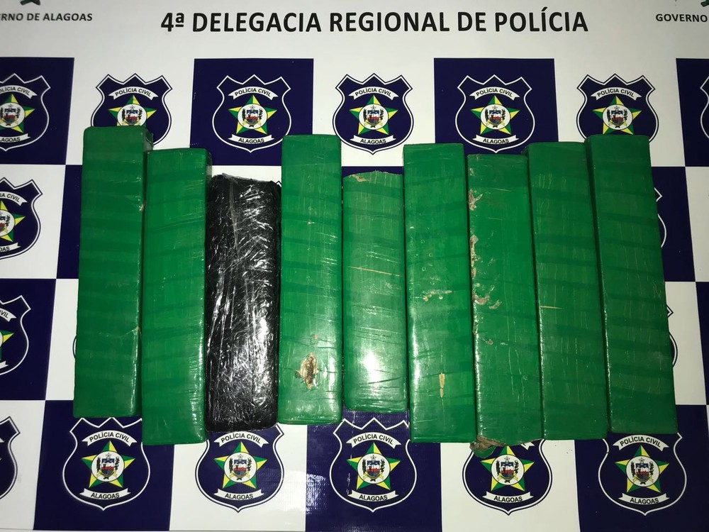 Pai e filha são autuados por tráfico de drogas em Arapiraca