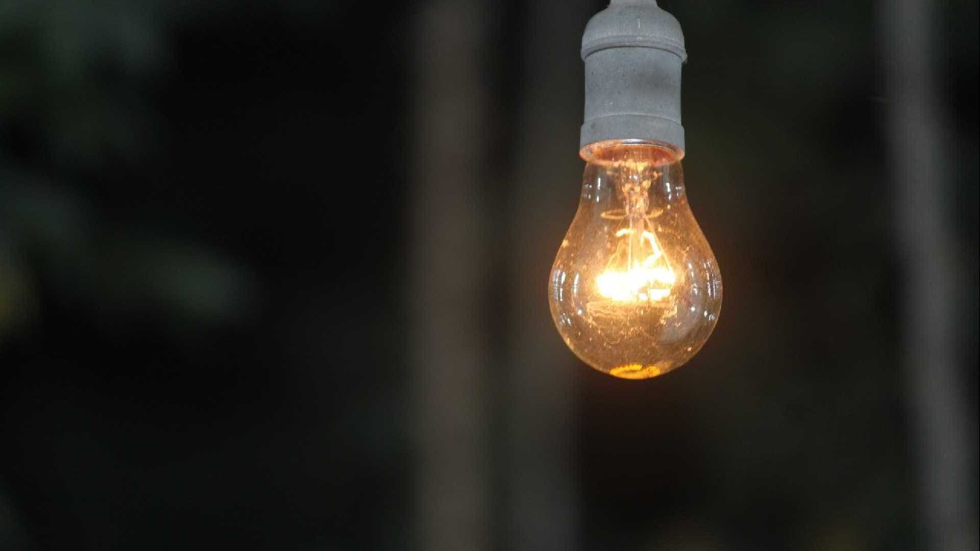 Conta de luz terá bandeira amarela e tarifa extra em maio