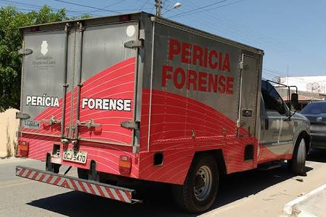 Cadáver despido é encontrado em matagal com perfurações a bala na cidade de Assaré-CE