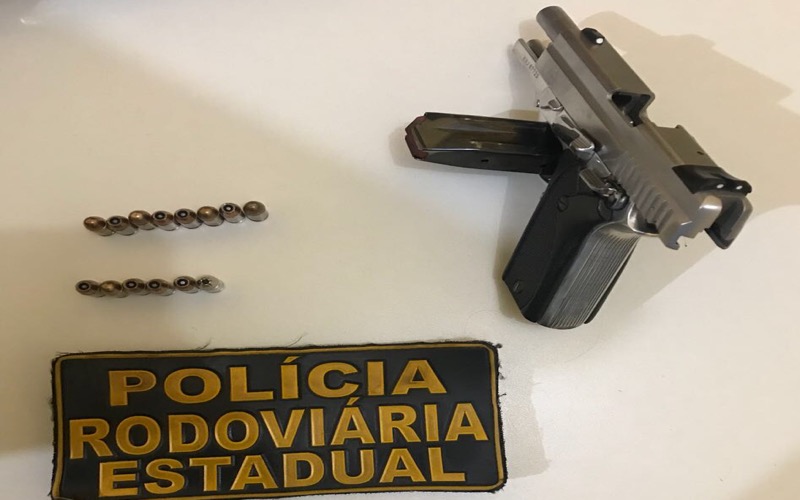 Homem é preso por embriaguez ao volante e porte ilegal de arma de fogo em Barbalha-CE