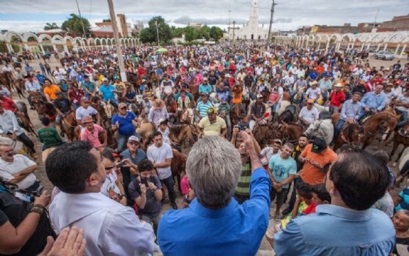 Começa 42ª Vaquejada de Juazeiro do Norte, com recorde de inscritos