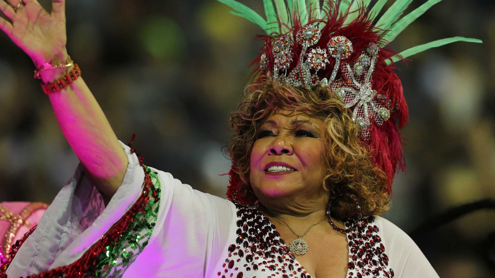 Internada em São Paulo, Alcione cancela apresentações