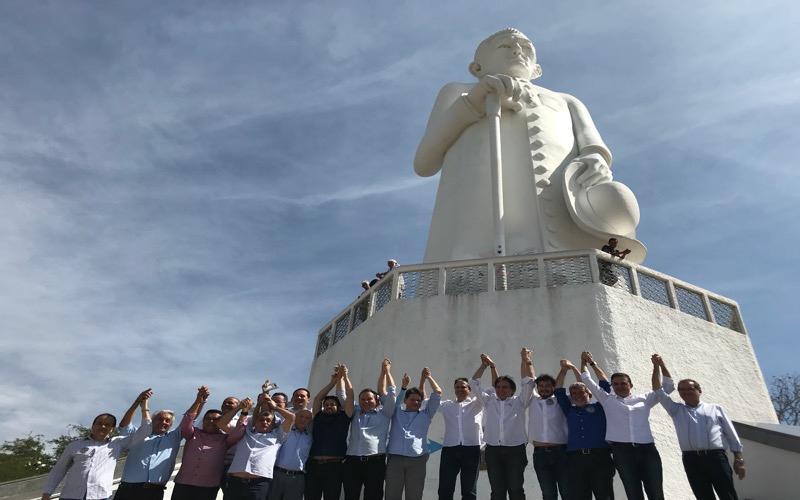 Camilo e comitiva cumpre agenda no Horto do Padre Cicero, em Juazeiro do Norte