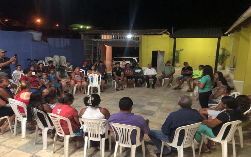 Afonso Sampaio participa de espaço de discussão para ouvir a população em Nova Olinda-CE