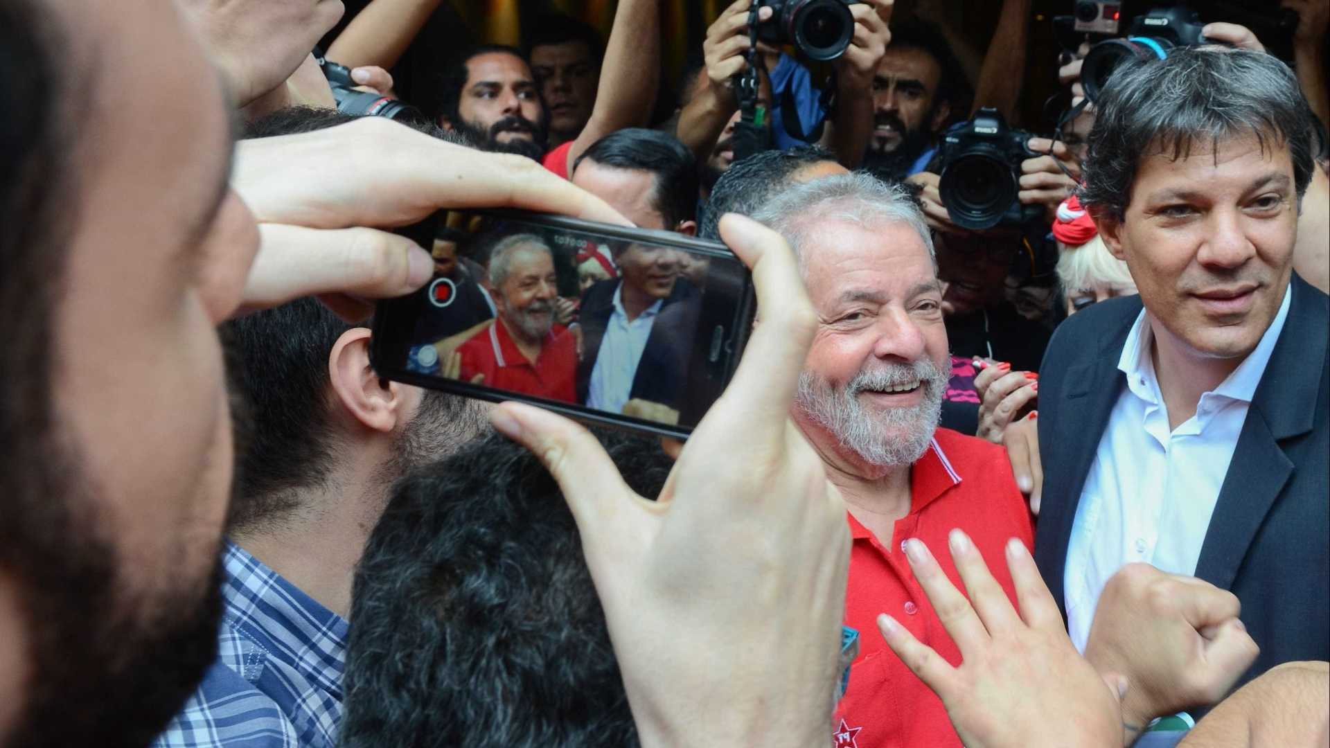 PT espera aval de Lula sobre substituição por Haddad