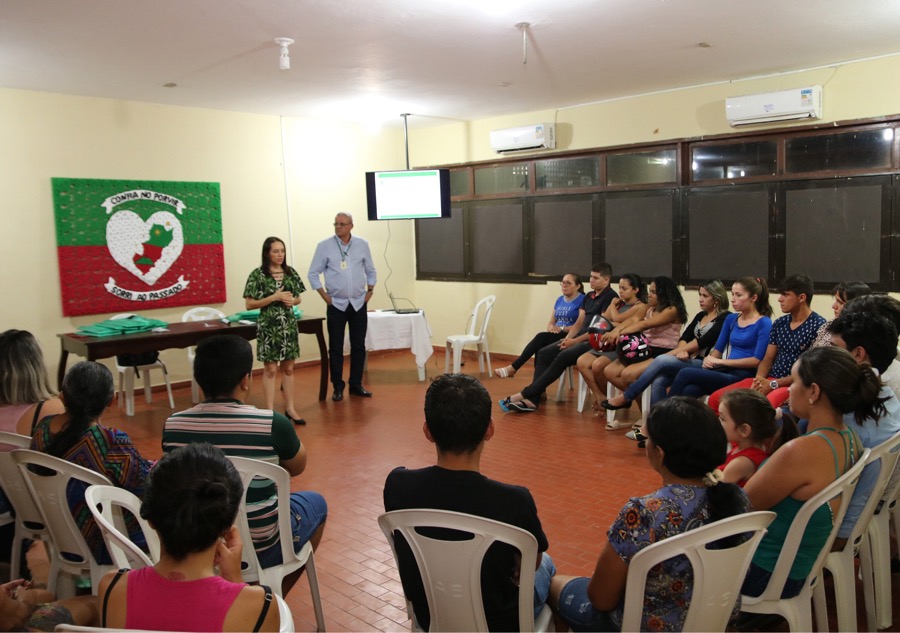 Projeto Jovem Aprendiz beneficia 14 jovens em Várzea Alegre