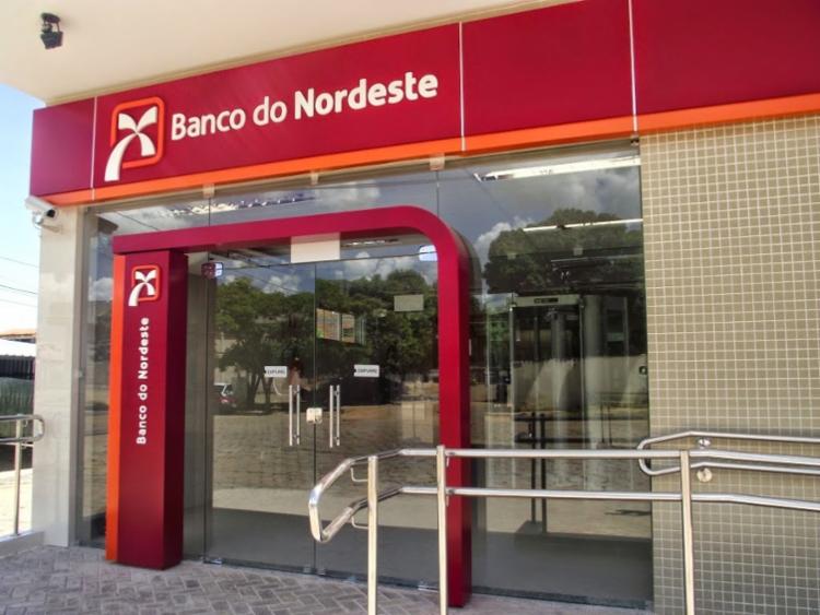 Ação do Banco do Nordeste oferece serviços e microcrédito à população da Região