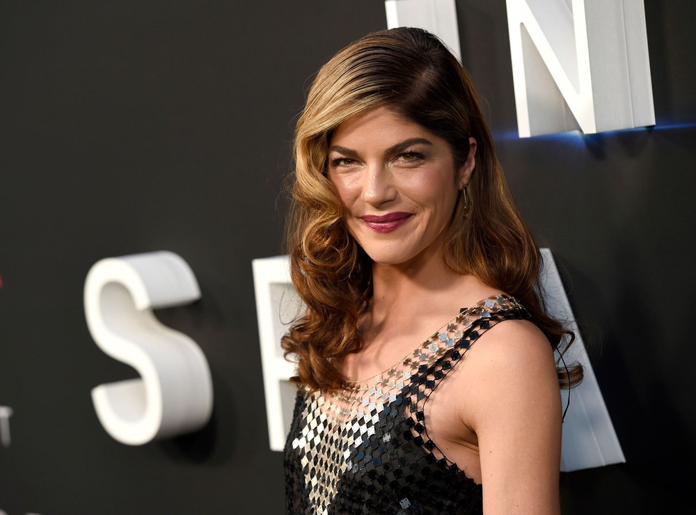 Selma Blair, atriz de ‘Segundas intenções’, revela que tem esclerose múltipla