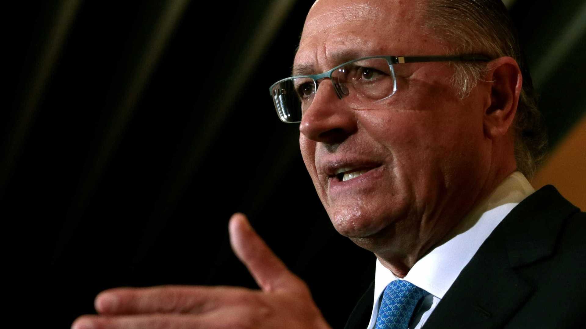 Maioria dos eleitores de Alckmin diz votar em Haddad no segundo turno