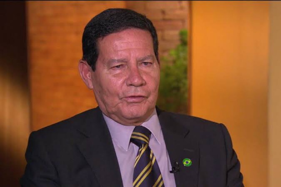 Mourão na contramão de Bolsonaro e Paulo Guedes