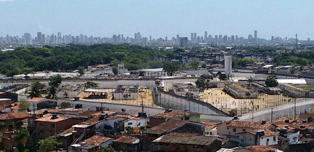 Detento morre e outro fica ferido durante briga em complexo de presídios no Recife