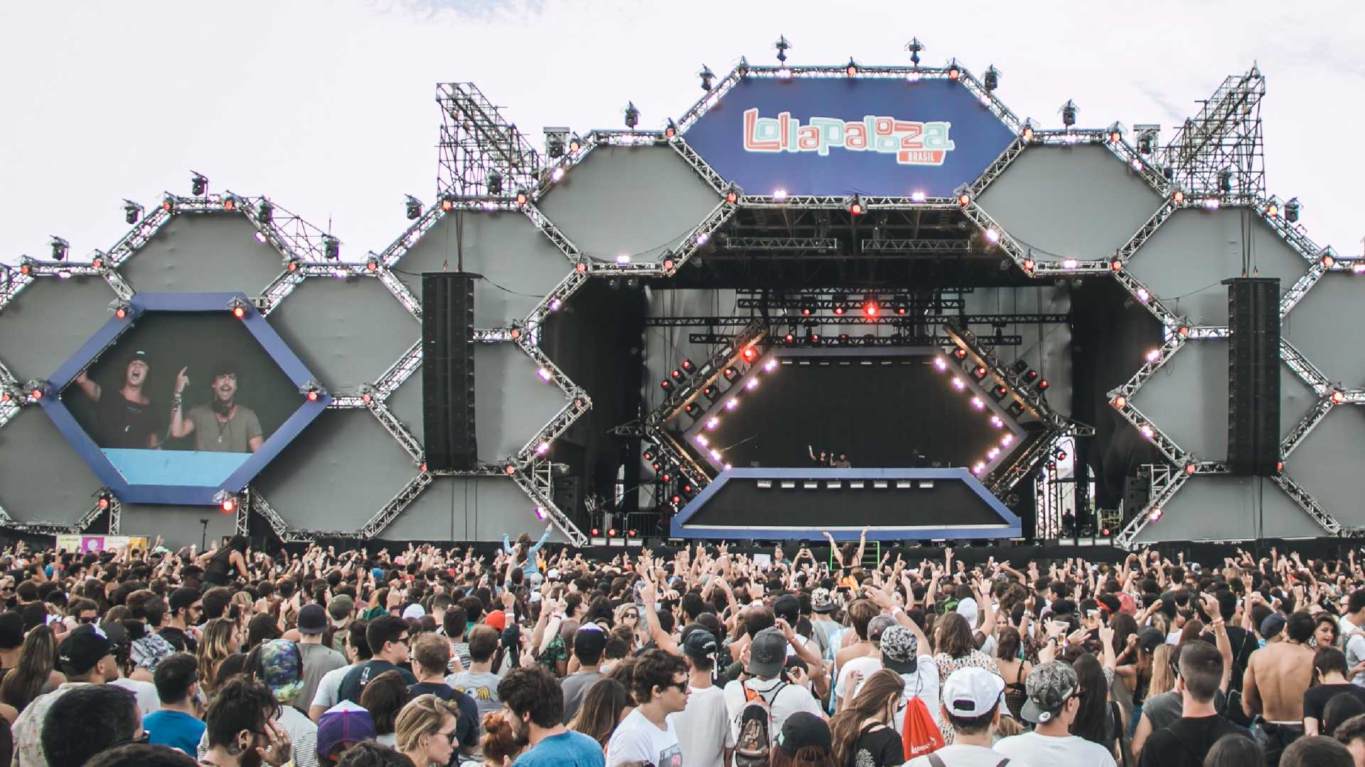 Caetano e Los Hermanos estarão no Lollapalooza Argentina e Chile