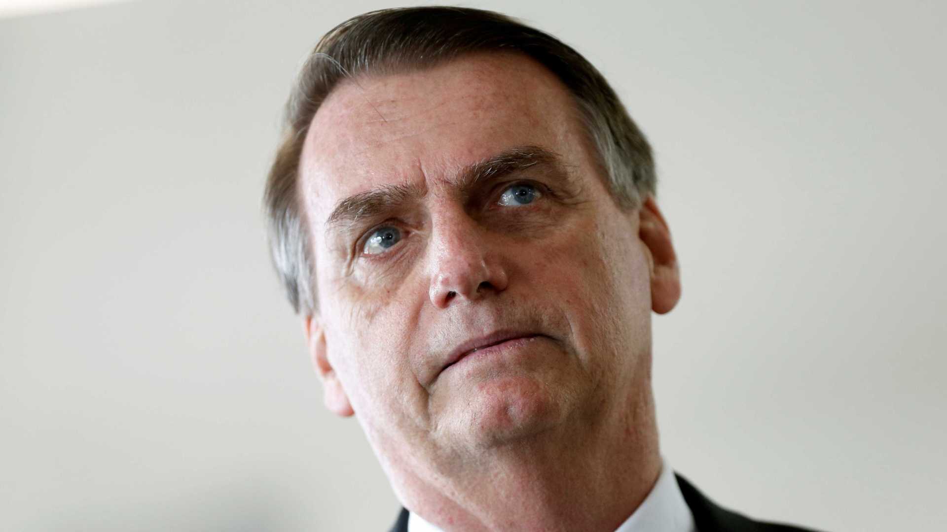 Bolsonaro faz 1ª reunião com os 22 ministros indicados nesta quarta