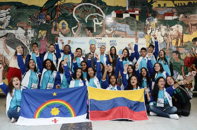Programa Ganhe o Mundo abre seleção com 25 vagas para alunos que fazem esportes