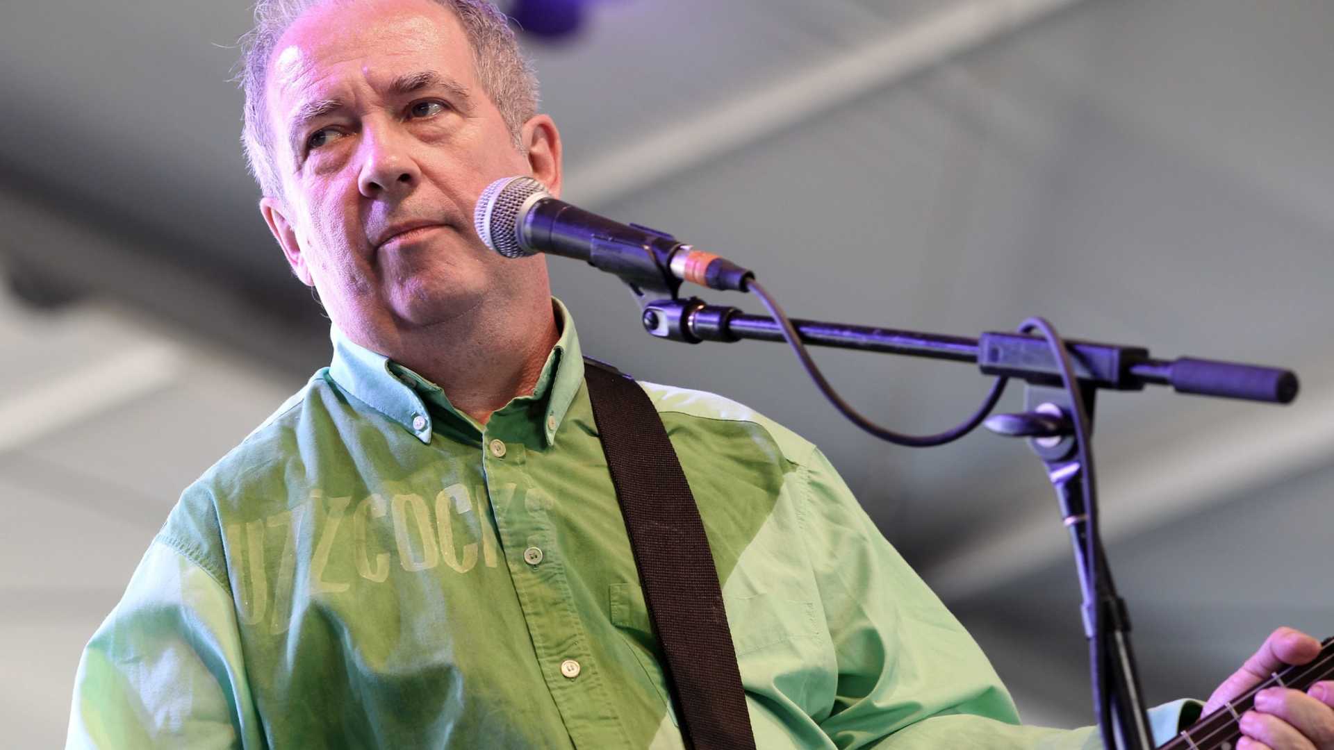 Morre Pete Shelley, vocalista dos Buzzcocks