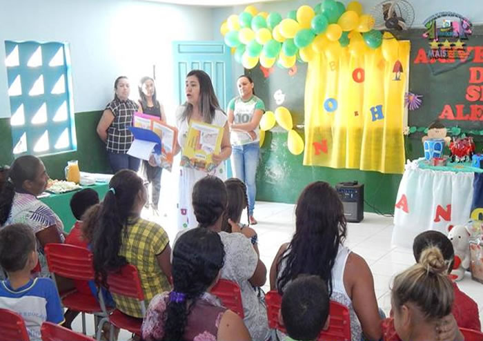 Projeto estimula a alfabetização criativa em escola de Nova Olinda