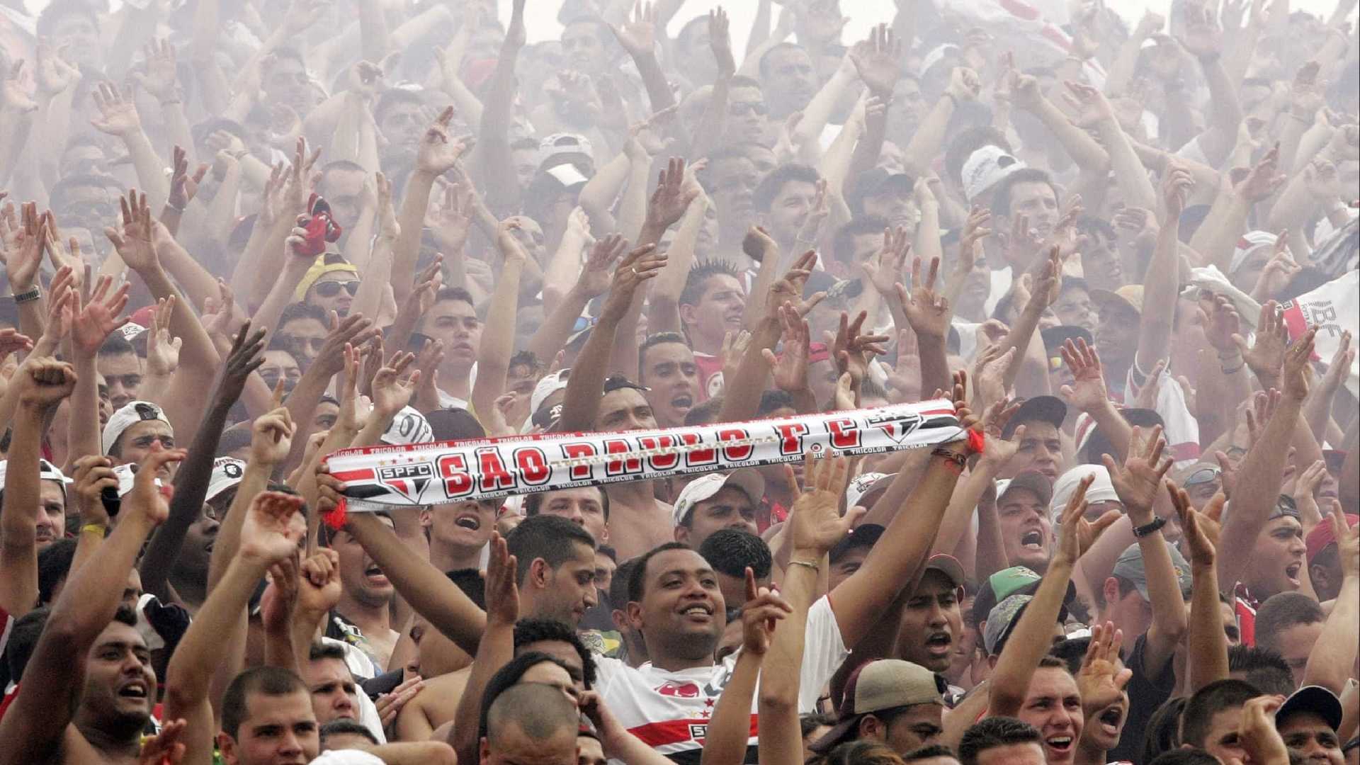 Em nota, São Paulo se desculpa por problema com torcida no Pacaembu