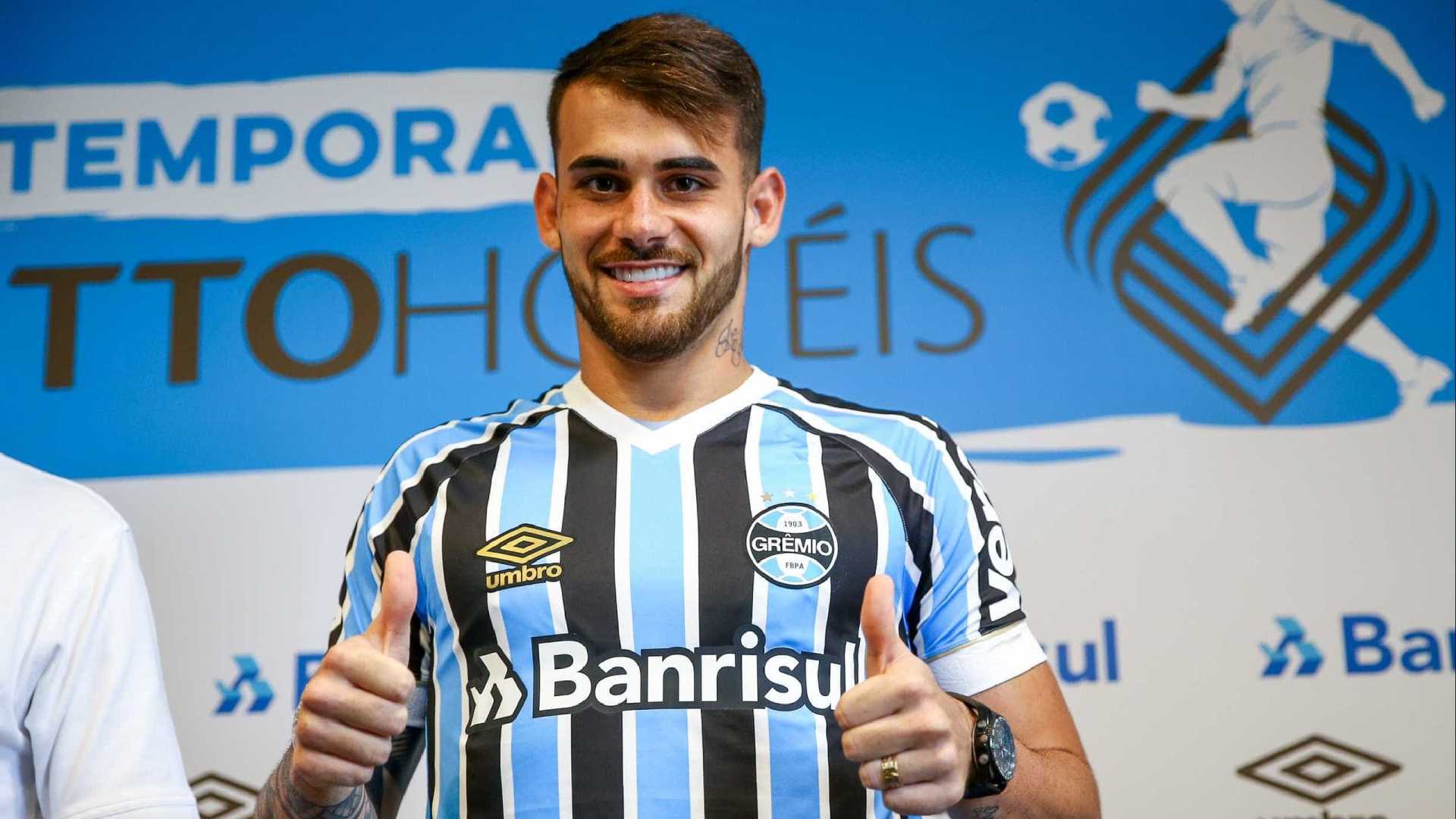 Vizeu elogia Renato e diz que insistiu por liberação ao Grêmio