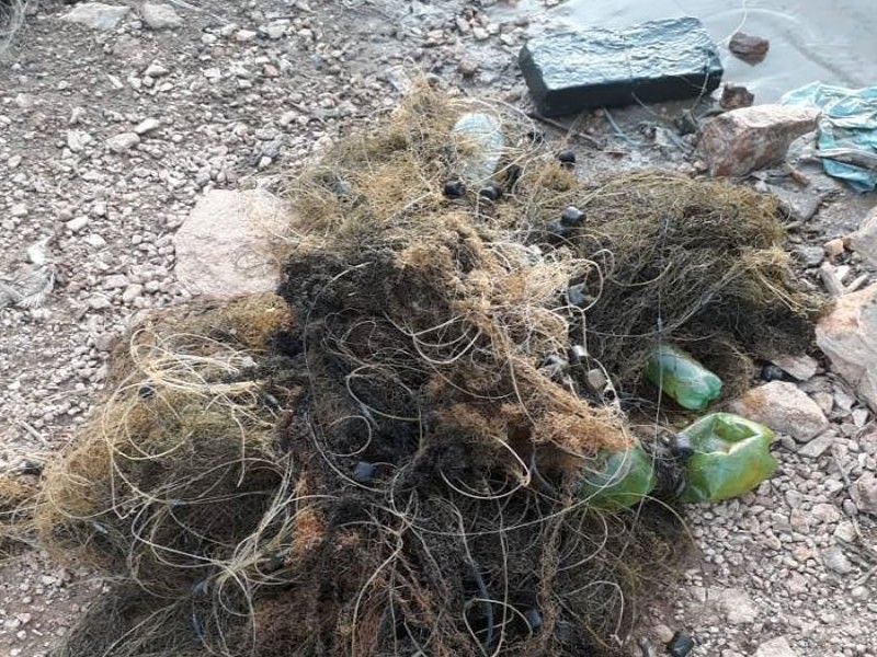 Polícia apreende redes de pesca e encontra grande quantidade de peixes mortos em barragem na cidade de Assaré-CE