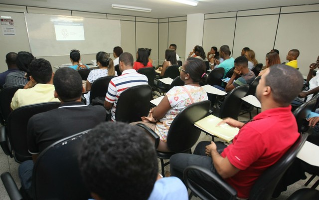 Confira as vagas do SineBahia para Salvador e interior do estado na segunda-feira