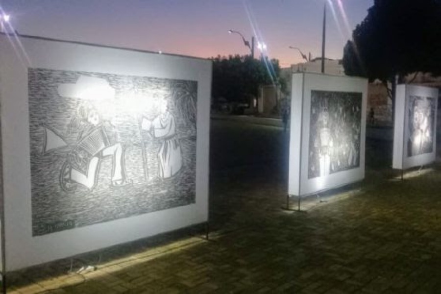 Exposição “Xilo, traços da tradição” é aberta no Largo do Memorial Padre Cícero