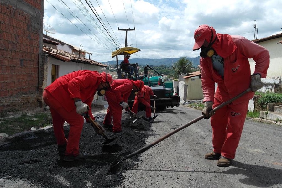 Caminhos do Crato chega aos bairros Zacarias Gonçalves e Seminário e melhora a qualidade de vida dos moradores