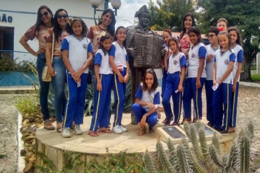 Educação musical: Alunos de Juazeiro do Norte participam de projeto sobre Luiz Gonzaga