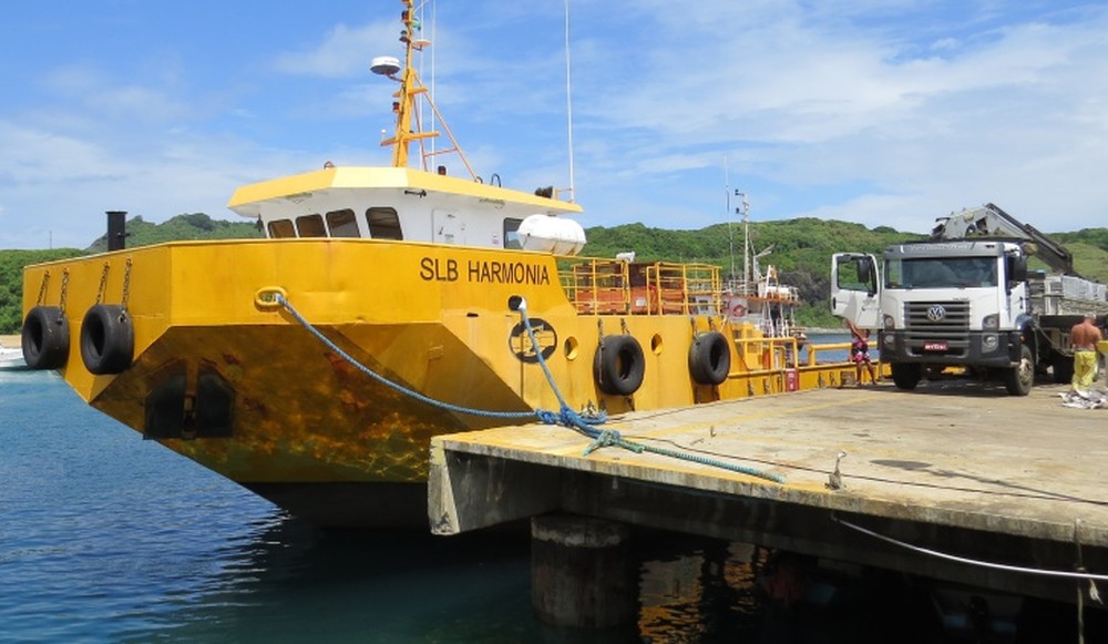 Fernando de Noronha anuncia isenção de frete no transporte de carga para construção de casas para moradores da ilha