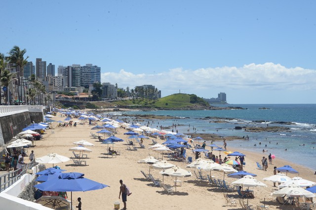 Boletim do Inema aponta 27 praias do litoral da Bahia impróprias para o banho neste fim de semana