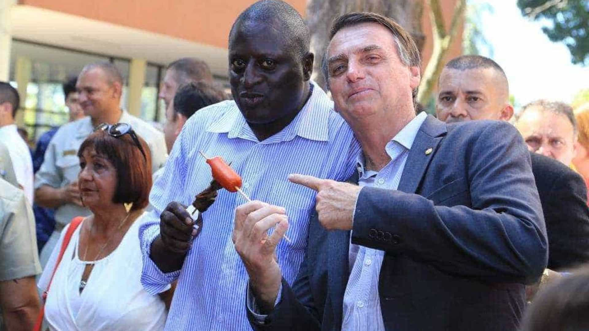 Deputado que adotou sobrenome de Bolsonaro quer criar o ‘disque 171’