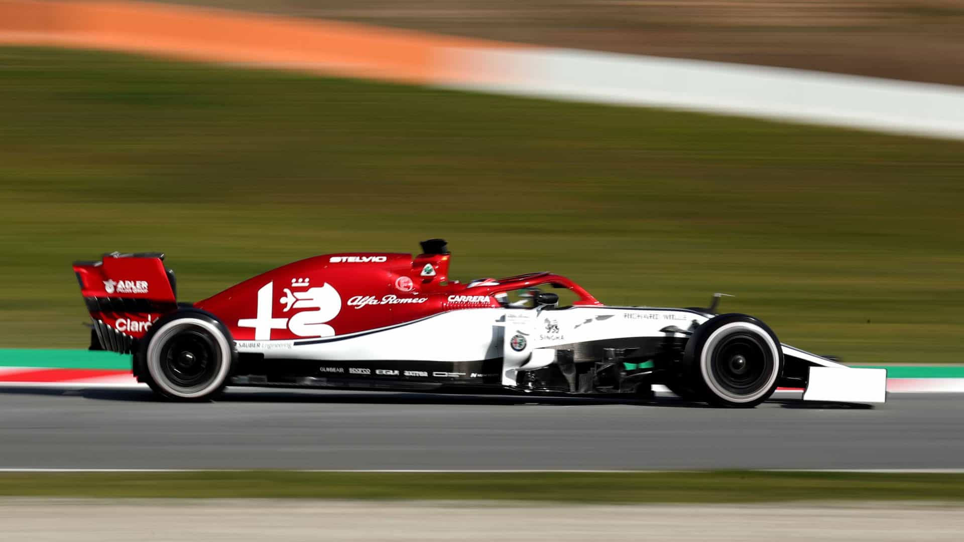 Alfa Romeo é apresenta carro para temporada da Fórmula 1