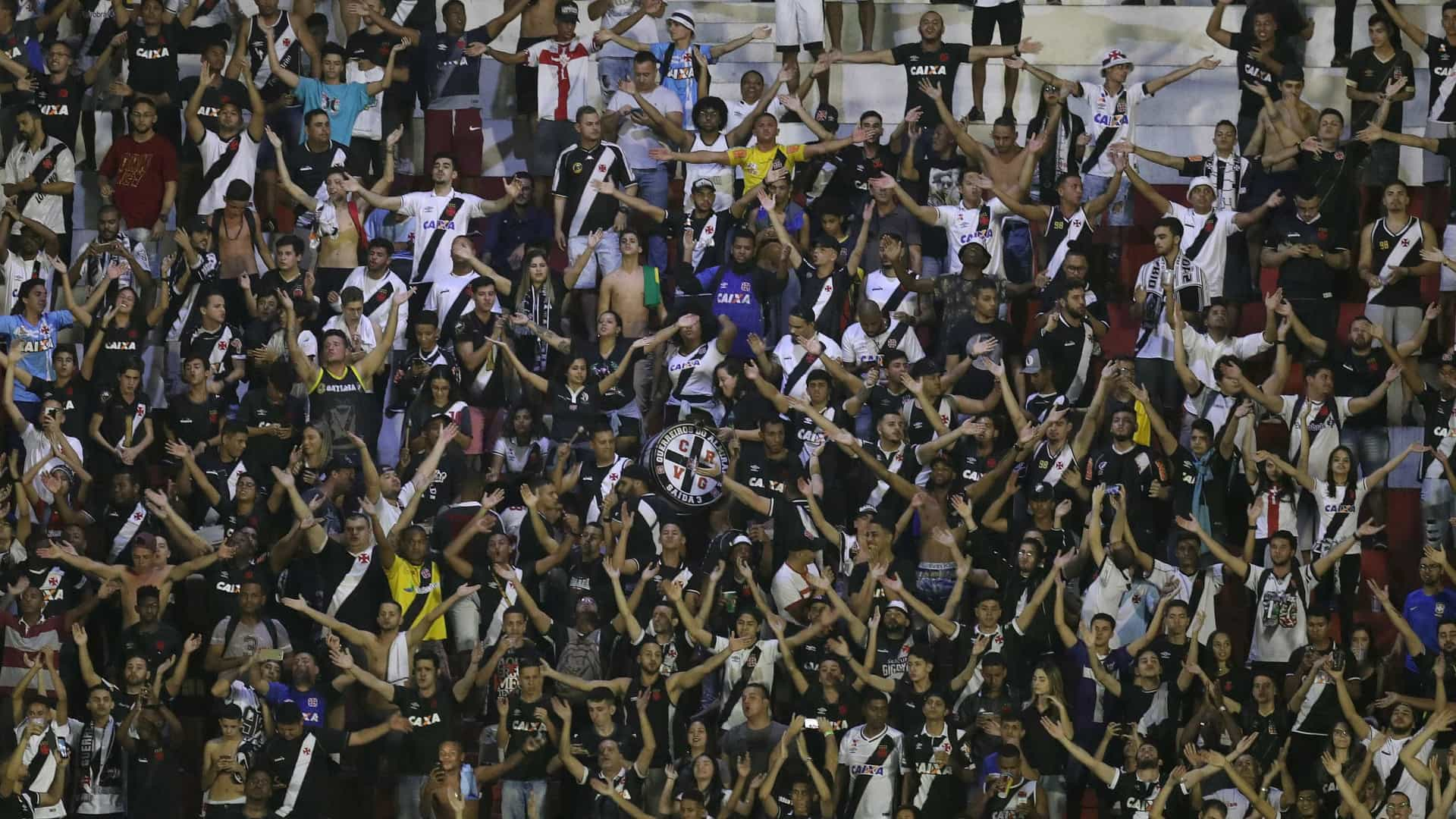 Vasco vence o Bangu e pega o Flamengo na final da Taça Rio