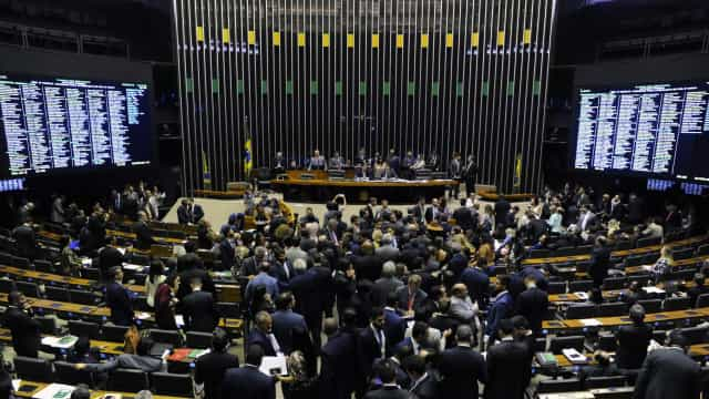 CCJ da Câmara deve votar hoje relatório da reforma da Previdência