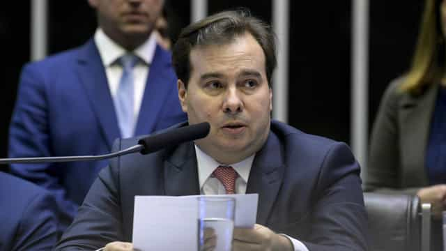 Maia diz que foi “elogio” ter sido chamado de ‘primeiro-ministro’