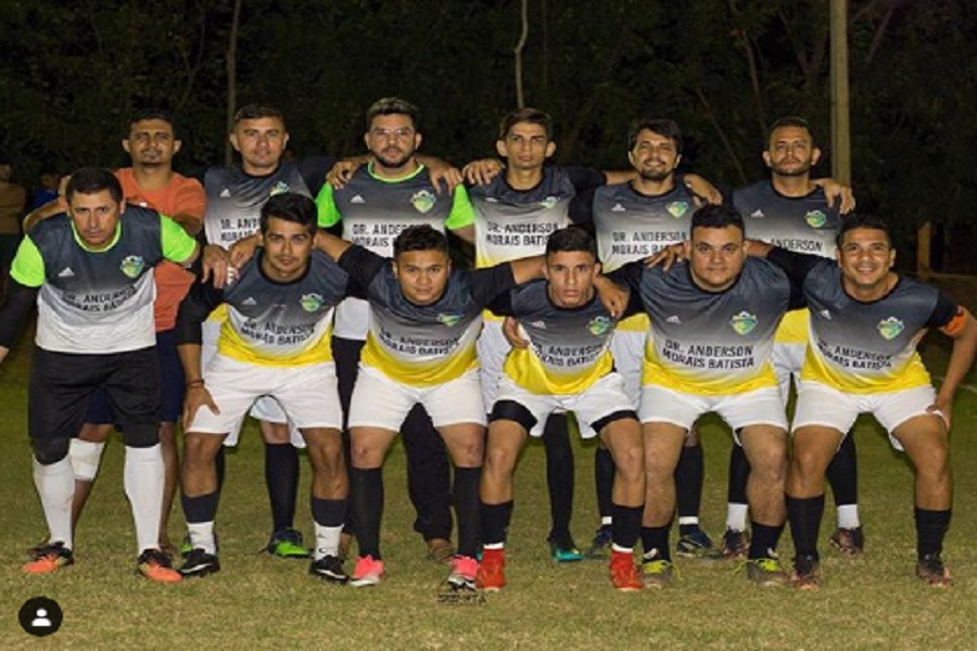 Futebol Solidário promove arrecadação de alimentos para famílias carentes em Barro (CE)