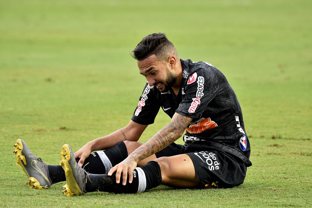 Clayson é julgado nesta segunda e pode desfalcar Corinthians na final do Paulistão