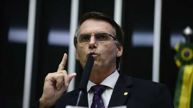 Bolsonaro indica embaixadores do Brasil em quatro países