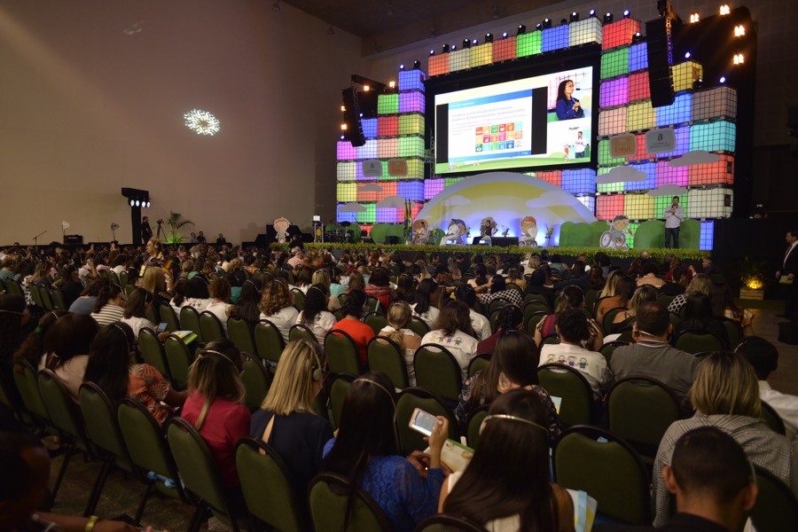 Debates sobre educação, saúde e vida são aprofundados em segundo dia do Seminário Internacional Mais Infância